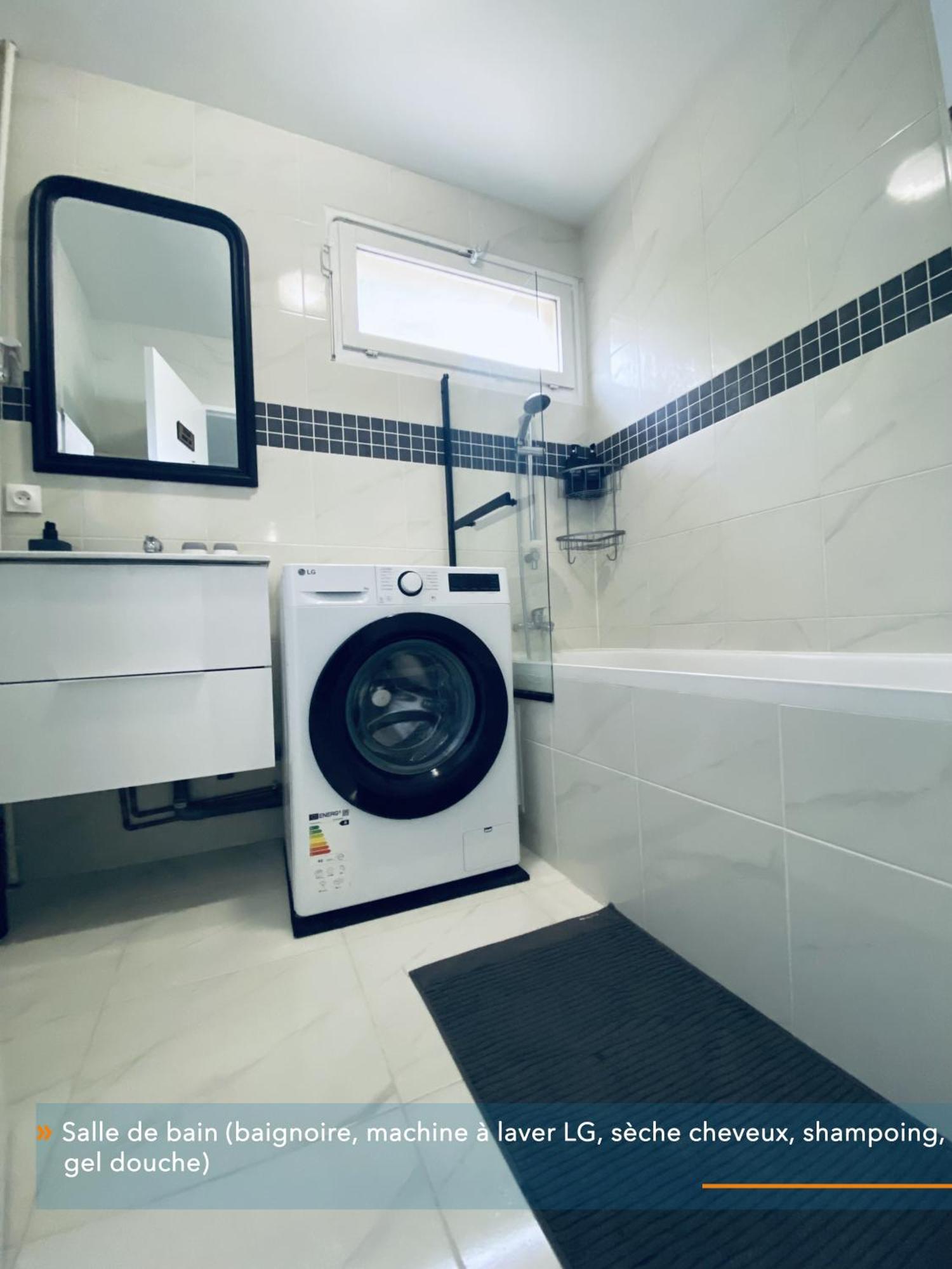Appartement Parisien Neuf, Moderne Avec Une Grande Salon, 2 Chambres, 4 Lits, Parking Gratuit, 15Min De Paris Et 13 Min Aeroport Orly วิทรี-ซูร์-แซน ภายนอก รูปภาพ