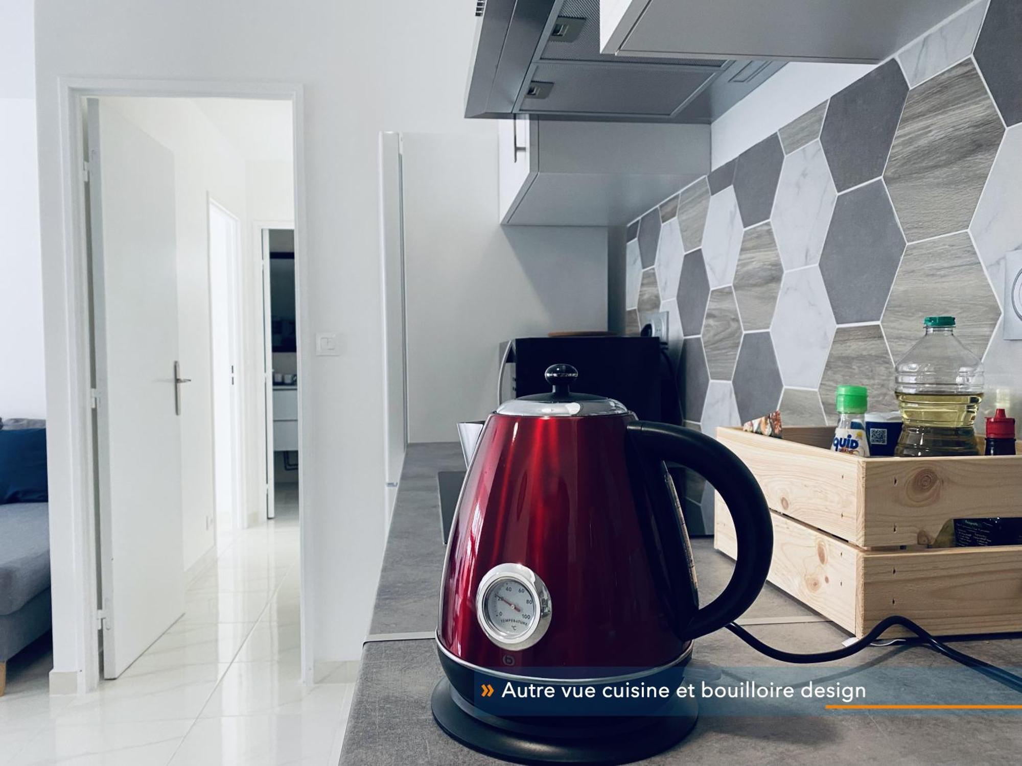 Appartement Parisien Neuf, Moderne Avec Une Grande Salon, 2 Chambres, 4 Lits, Parking Gratuit, 15Min De Paris Et 13 Min Aeroport Orly วิทรี-ซูร์-แซน ภายนอก รูปภาพ